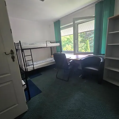 Hom Wawer Vandrerhjem