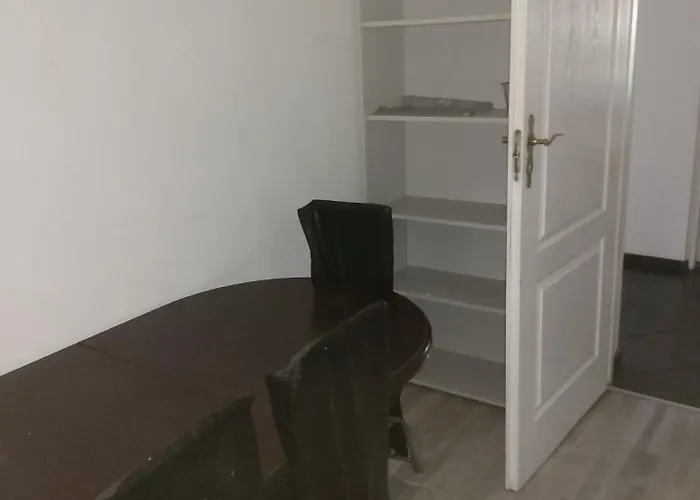 Hom Wawer Hostel Warszawa